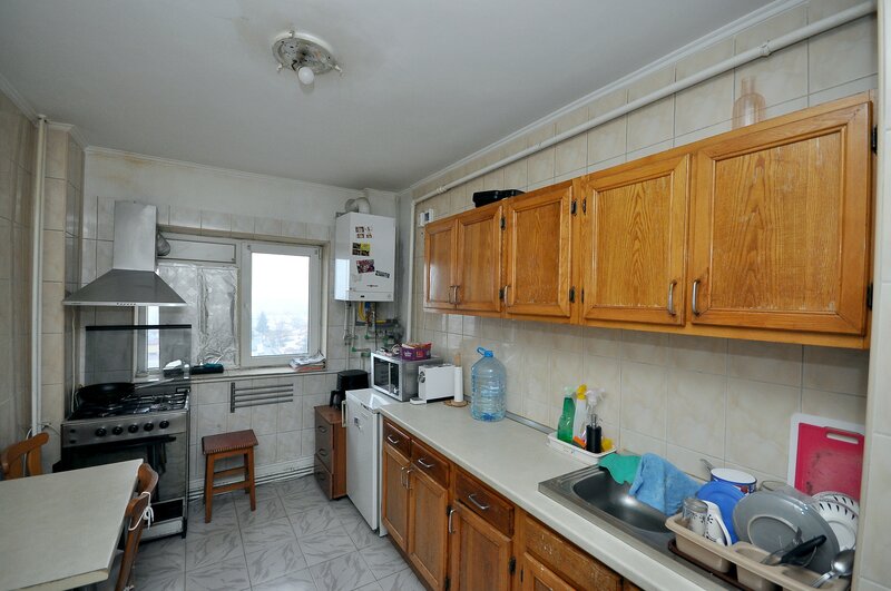 Rahova Margeanului apartament 4 camere centrala proprie bloc izolat termic